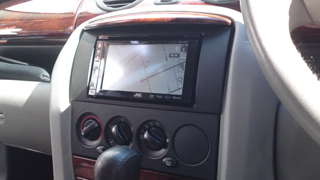 Car Audio Centre Nottingham Rover 75 Double Din JVC KW-NT1