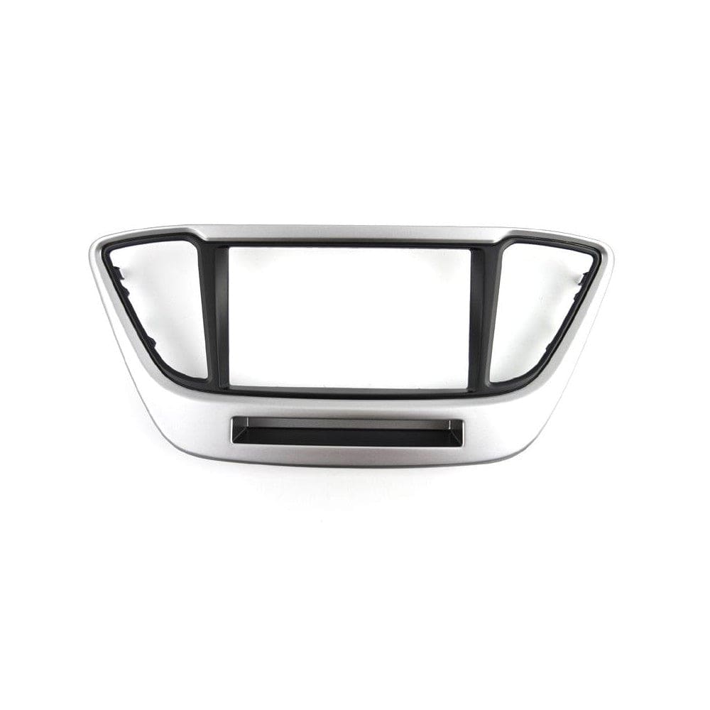 Connects2 Fitting Accessories Connects2 CT23HY57 Hyundai Double Din fascia for Headunit Installation