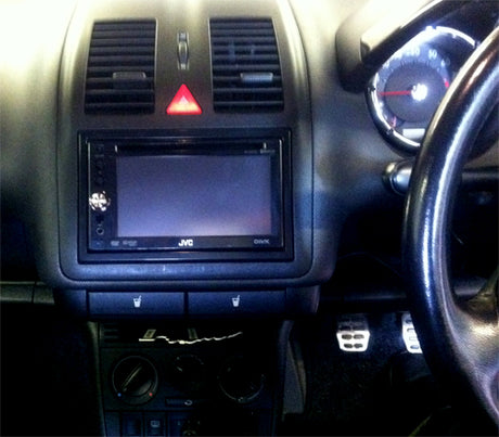 VW Lupo at Car Audio Centre Tooting JVC KW-AVX740