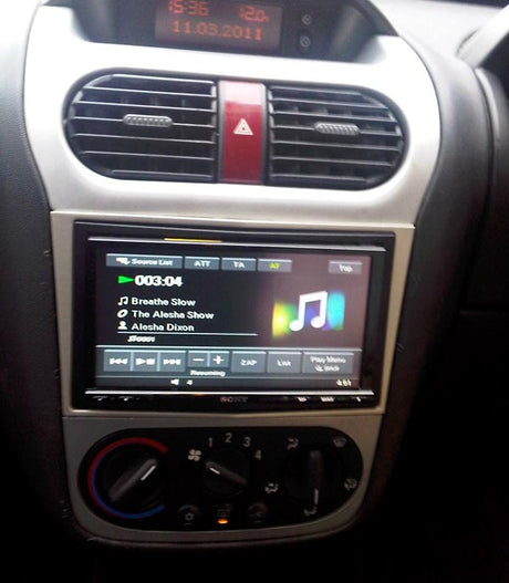 Sony XAV-70BT Media station installed into Vauxhall Corsa 2002 SXi