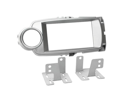 Connects2 Stereo Fitting Connects2 CT23TY32 Toyota Double Din Fascia (Silver)
