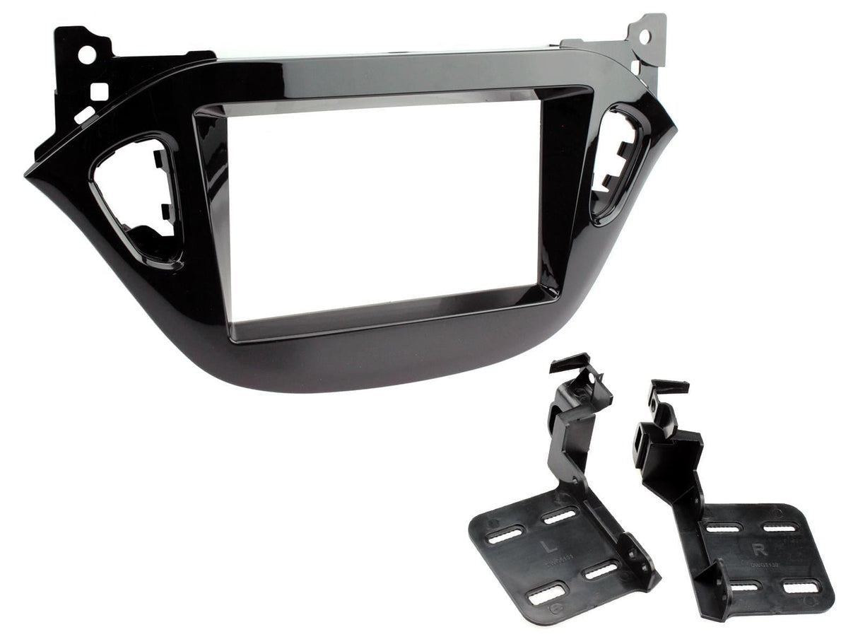 Connects2 Stereo Fitting Connects2 CT23VX57 Vauxhall Corsa Double din fascia kit, finished in Piano Black to match the OEM dash.