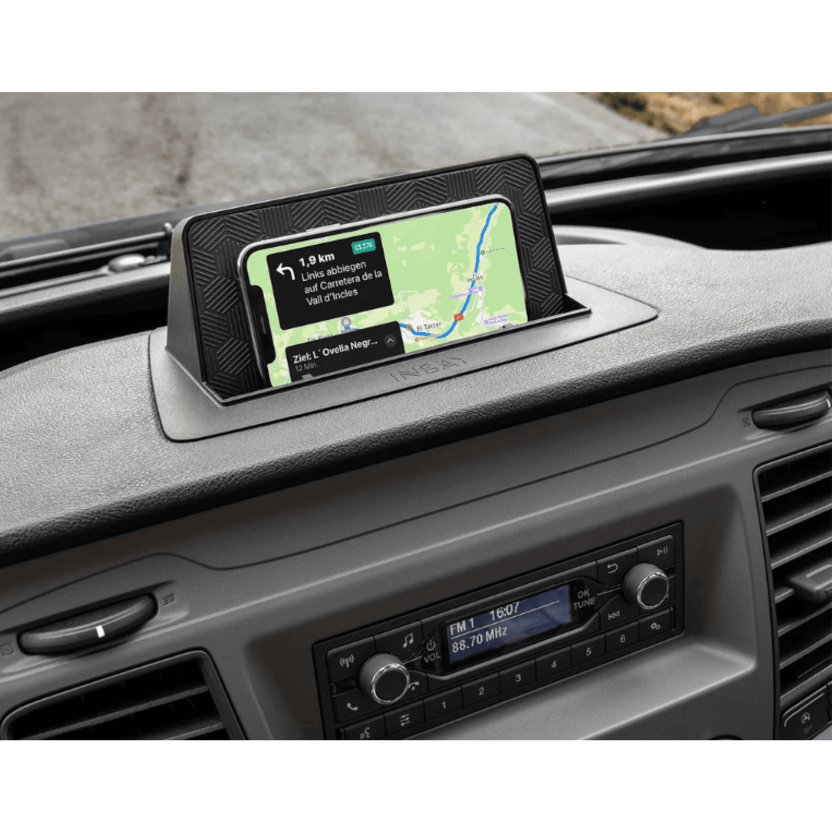 In Car Tec Phone chargers INBAY 26-111 15W Integrated Wireless Smartphone Pocket Charging Tray Ford Transit FD (06/2019–2023)